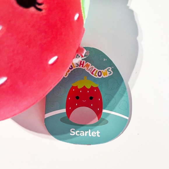 Scarlet strawberry squishmallow - Picture 5 of 5